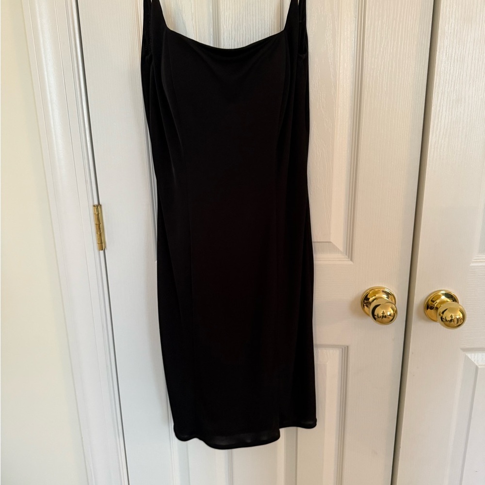 Elegant Black Sleeveless Dress